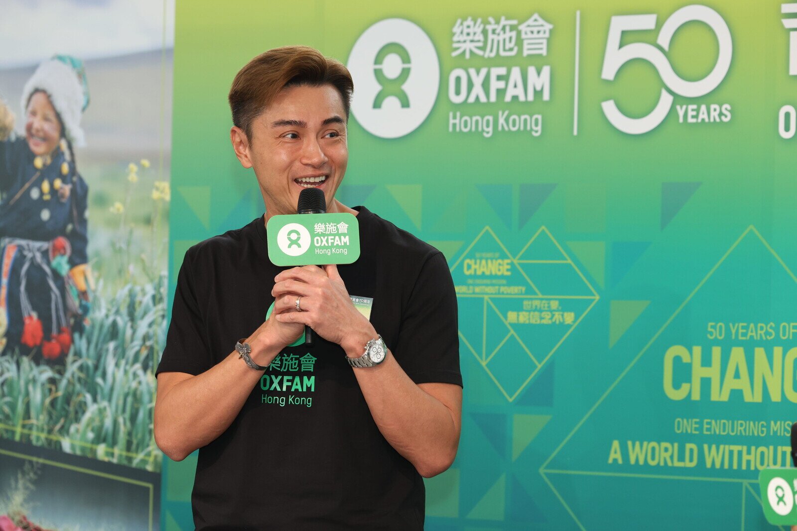 樂施大使黃浩然分享與樂施會的連結，他同時身體力行，與家人一起參加「樂施貧富宴」。