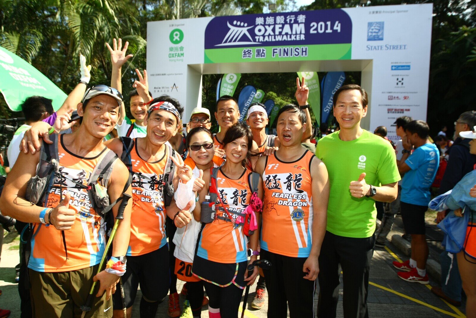 Oxfam Trailwalker 2014 - 'Fearless Dragon' Teams and Zheng Sheng College finished in 27 hours 43 minutes and 25 hours 58 minutes respectively