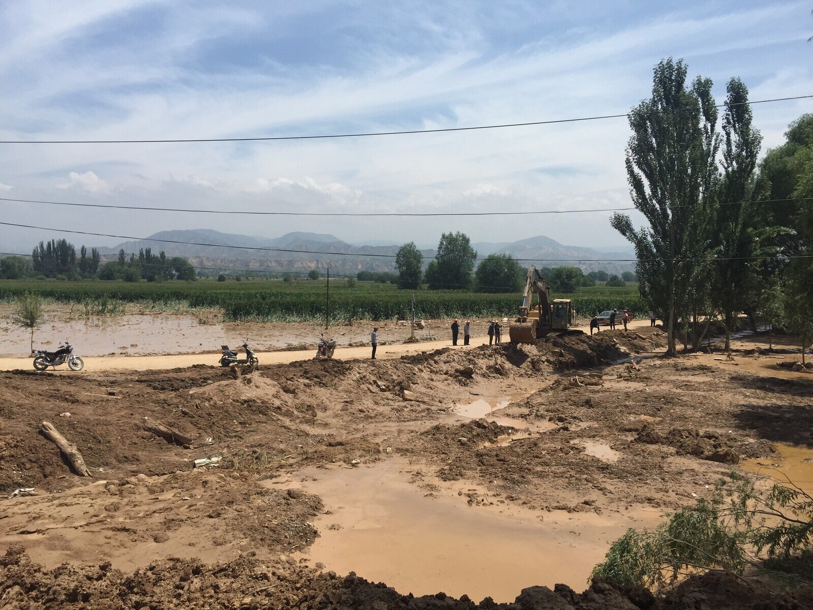 Flooded farmland in Cuijia Village, Daban Township, Donxiang County, Gansu Province. (Photo: Oxfam Hong Kong)