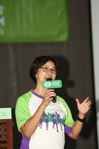 Brenda Wong (Fundraising Manager – Events, Oxfam Hong Kong) briefed walkers and their supporters on event details and safety measures.