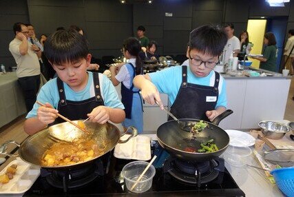 「良食企划」无穷新煮意设计比赛（香港）为基层长者及清洁工设计午膳套餐—体现「良食」文化 - 图像