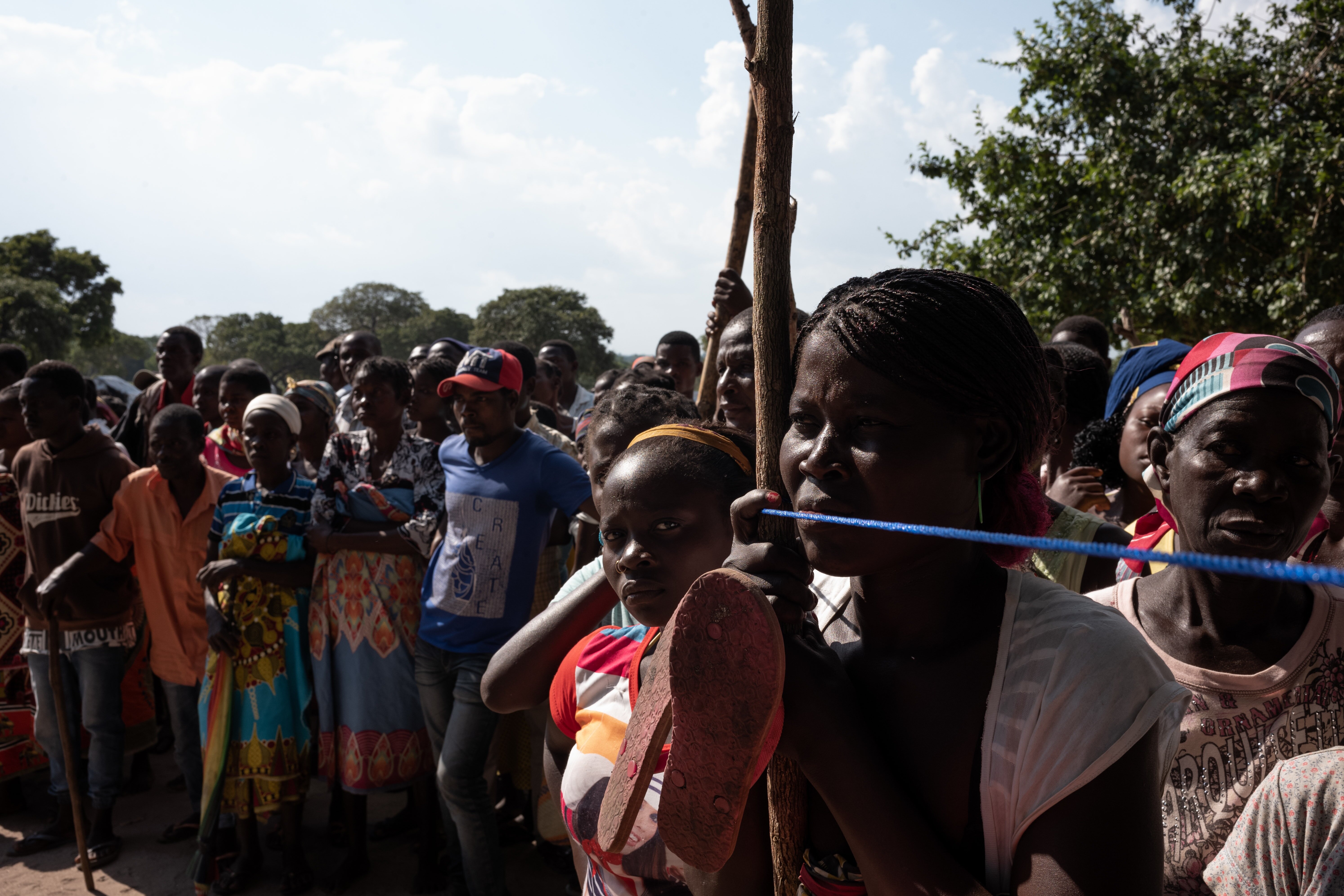 Most infrastructure, from schools to community centres, are built from cheap materials that can’t withstand disasters like Cyclones Idai and Kenneth. With the lack of funds though, rebuilding and recovering from these cyclones will be a long road. (Photo: Ko Chung Ming / Oxfam)